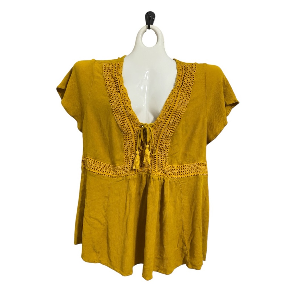 Torrid yellow crochet lace boho blouse size 2
